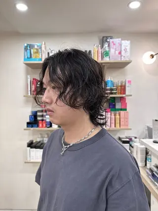 ミディアム パーマ メンズ Aust hair Stella新宿所属・Yuki☺︎パーマ レイヤーカットのヘアスタイル