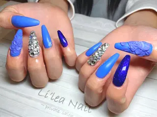 ネイル Li'leaNail AINAのネイルデザイン