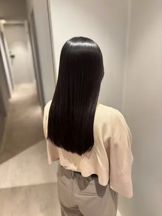 ロング カラー 髪質改善カラー ベージュ🤎YUMEのヘアスタイル