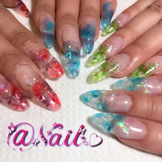 ネイル 小尾 栞のネイルデザイン