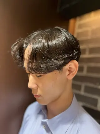 ミディアム パーマ メンズ 池袋メンズパーマ フェード純平のヘアスタイル