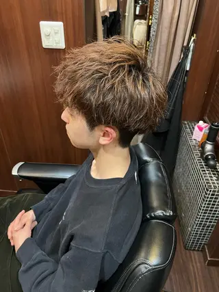 ミディアム カラー パーマ メンズ 足立 遼太朗のヘアスタイル