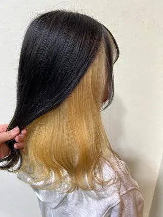 セミロング カラー mana .のヘアスタイル