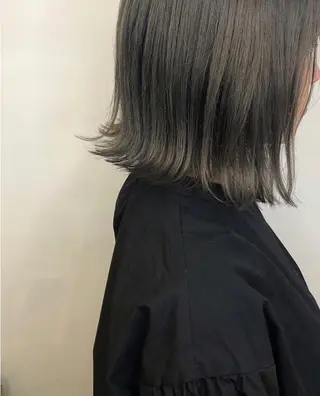 ミディアム カラー ボブ/ミディアム RIONAのヘアスタイル