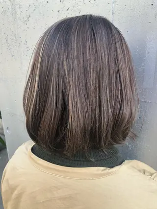 ミディアム カラー パーマ ヘアアレンジ ミニボブ/ブリーチ 🌈MISATOのヘアスタイル