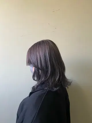 ミディアム モリ アヤノのヘアスタイル