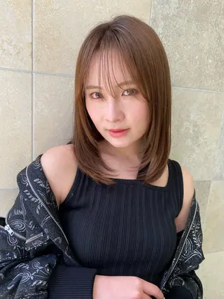 ミディアム 艶髪/透明感/ 三宅晴香のヘアスタイル