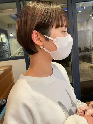 ショート カラー ヘアアレンジ 抜け感ボブ×パーマ |kazaneのヘアスタイル
