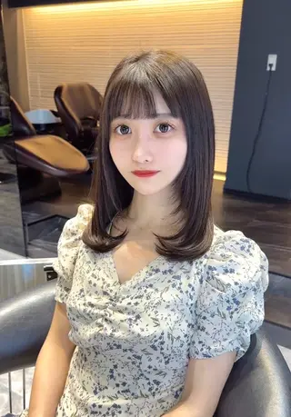 ミディアム 酸性ストレート/ 透明感カラー/中村利のヘアスタイル
