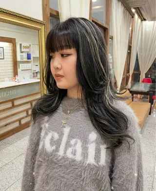 ロング veretta.所属・レイヤーカット・水素 松井山手　齊藤　興のヘアスタイル