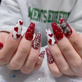 ネイル Queens ゲンのネイルデザイン