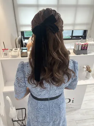 ロング ヘアアレンジ 朝倉 梨湖のマツエク・マツパデザイン