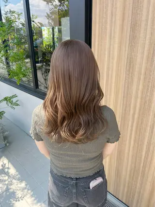 カラー 福島 果音のヘアスタイル