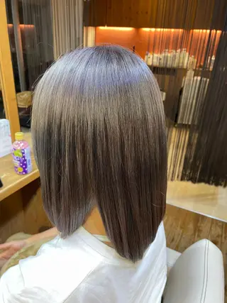 ミディアム 山木 裕子のヘアスタイル