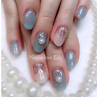 ネイル Lily*nail 🌻Mii🌻のネイルデザイン