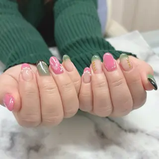 ネイル ネイルサロン KURIKINDIのネイルデザイン