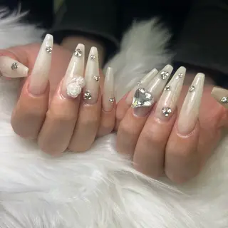 ネイル 【Aymé】 AMIのネイルデザイン