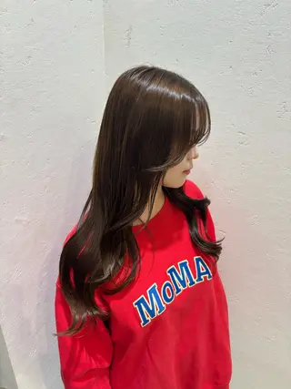 ロング レディースレイヤー× 透明感カラー/紗彩のヘアスタイル