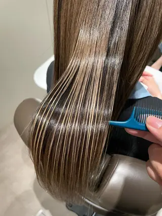 ロング スパニスト 生駒(いこま)のヘアスタイル