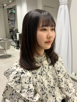 ミディアム レイヤー♡ 石川優奈のヘアスタイル