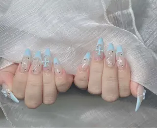 ネイル Lee Nailsのネイルデザイン