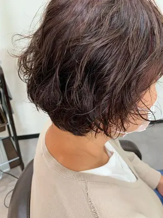 ショート カラー パーマ 境 菜摘のヘアスタイル