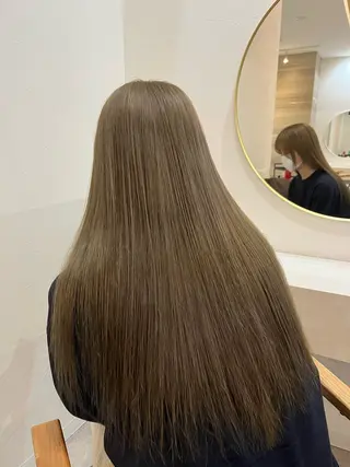 ロング カラー 🦋Yui🦋透明感 /ベージュ/Wカラーのヘアスタイル