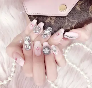 ネイル R salonのネイルデザイン