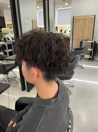 ショート パーマ メンズ 諸岡 玲のヘアスタイル