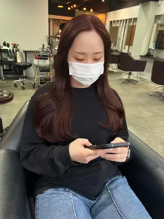 ロング 韓国ヘア/透明感 カラー🤍yukaのヘアスタイル