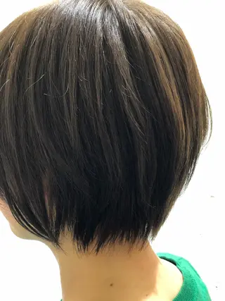 ショート カラー 菊池 幹のヘアスタイル