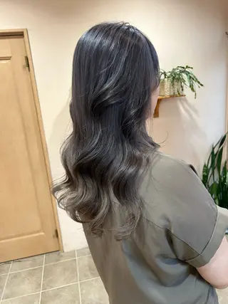 ロング カラー mayu .のヘアスタイル