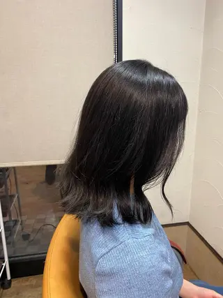 ミディアム カラー サプリームヘア 飯田みち瑠のヘアスタイル
