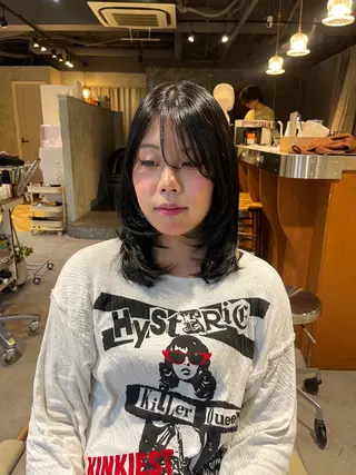 ミディアム 阪倉 美玲のヘアスタイル