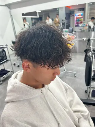 パーマ メンズ パーマ支持率No.1 ❤️🔥安成弾のヘアスタイル