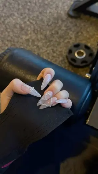 カラー AIN Nailのネイルデザイン