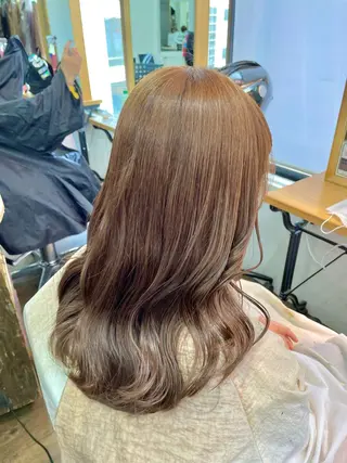 セミロング 横浜🦋ハイトーン 🫐シャドウルーツのヘアスタイル