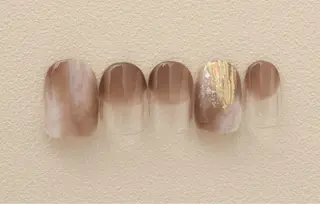 ネイル ゆら 練習生💅🏻のネイルデザイン