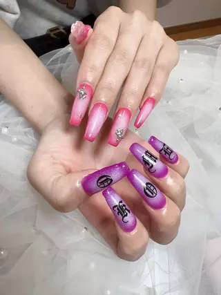 セミロング パンダ ちゃんのネイルデザイン
