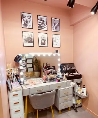 Paris神宮前店 リラク&エステのエステ・リラクイメージ