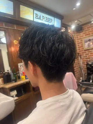 ショート パーマ メンズ 橋本 ゆりあのヘアスタイル