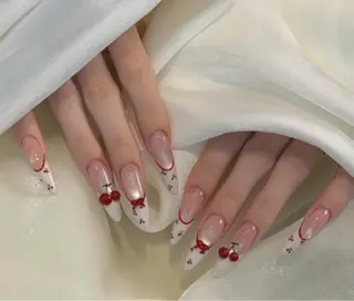 ネイル D-BEAUTY Nailsalonのネイルデザイン