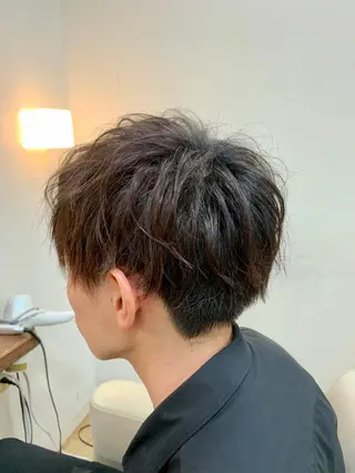 ショート カラー メンズ 【扱いやすいパーマ】 眞鍋拓己のヘアスタイル