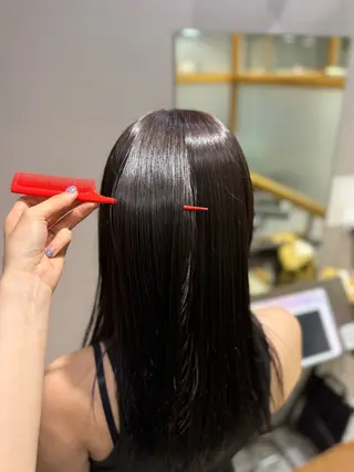 ロング カラー チョウ シモのヘアスタイル