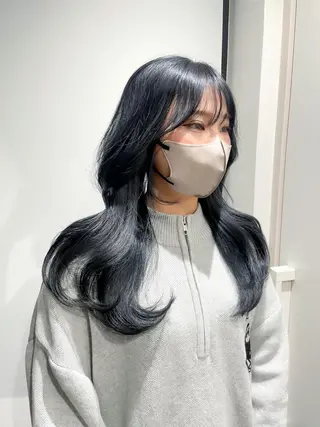 ロング カラー 韓国レイヤーカット/ ダブルカラーのヘアスタイル