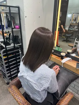 セミロング カラー 暖色カラー🤎Red Neo meiのヘアスタイル