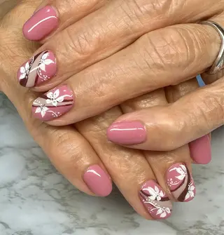 ネイル M.N_ nailのネイルデザイン