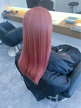 ロング カラー 村岡 芽衣のヘアスタイル