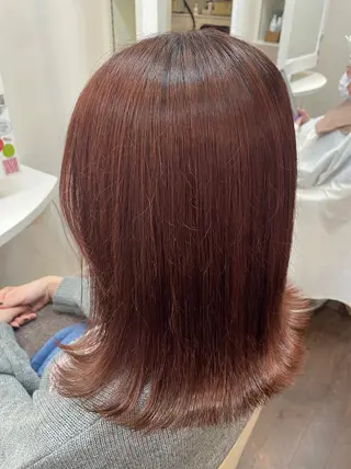カラー 秋山 麗奈のヘアスタイル