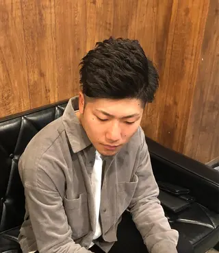 ショート メンズ 小野 康生のヘアスタイル
